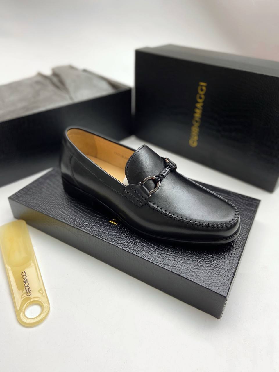 GUIDOMAGGI loafers