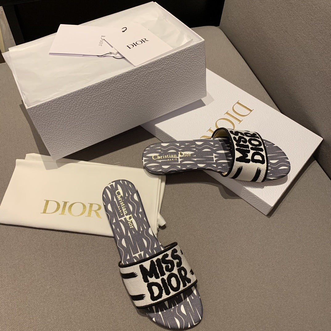 Miss Dior slides