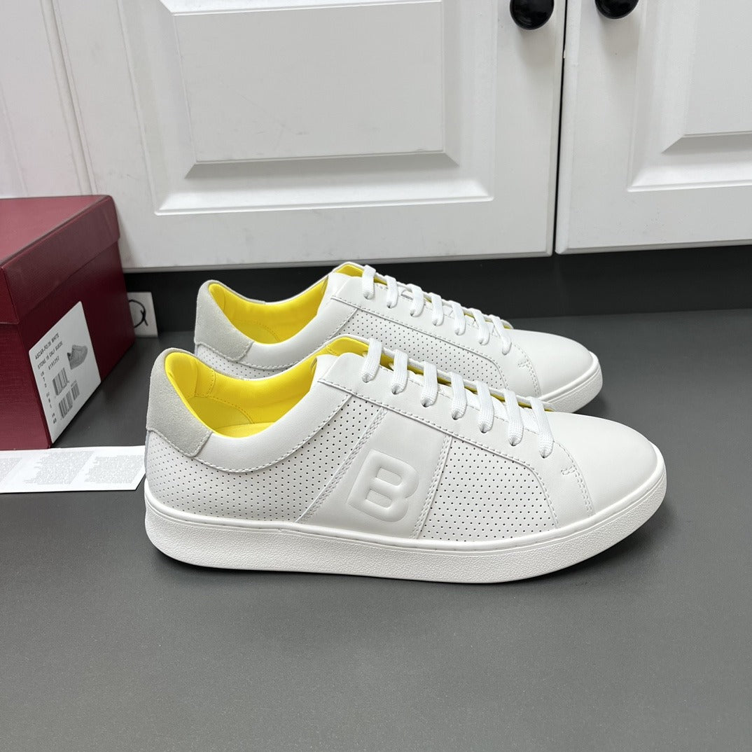 Adrian Brody Travel Collection Sneakers in White Leather