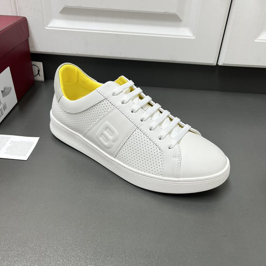 Adrian Brody Travel Collection Sneakers in White Leather